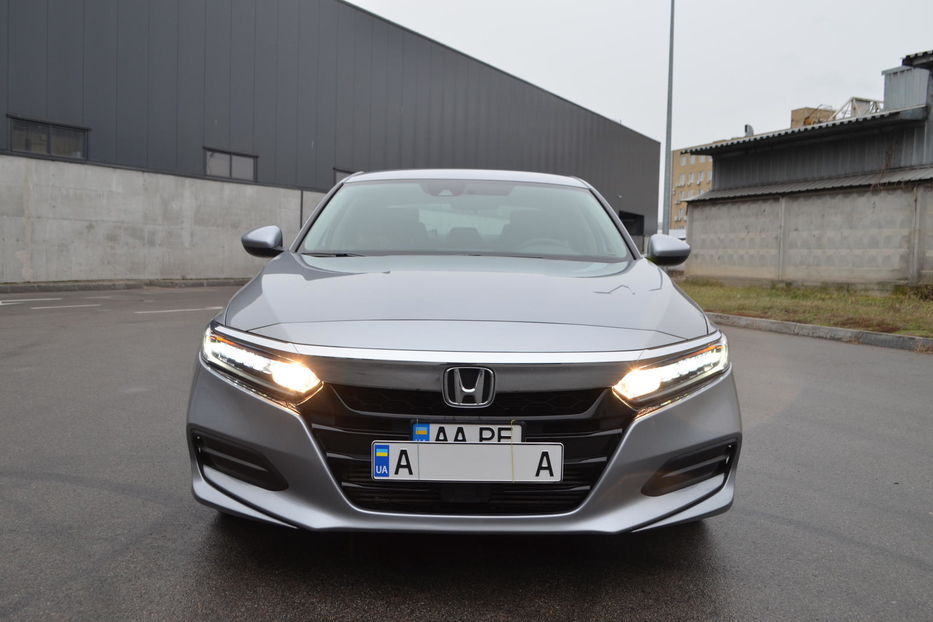 Продам Honda Accord 2018 года в Киеве