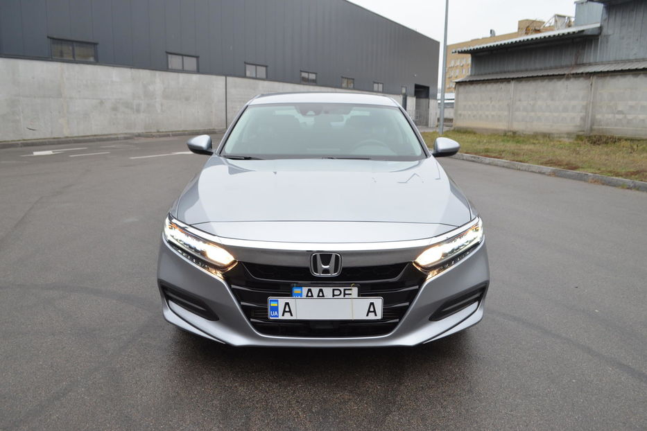 Продам Honda Accord 2018 года в Киеве