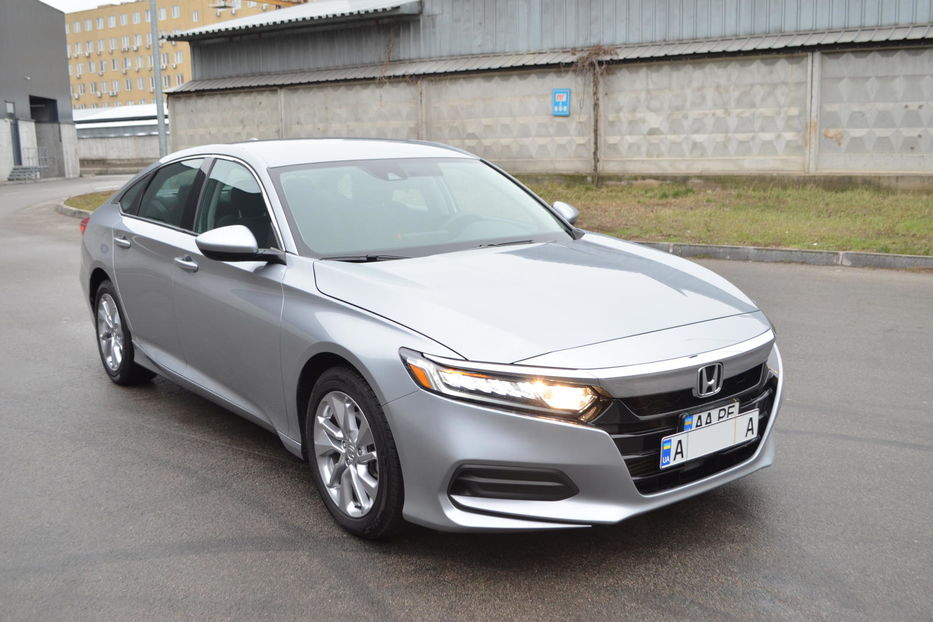 Продам Honda Accord 2018 года в Киеве