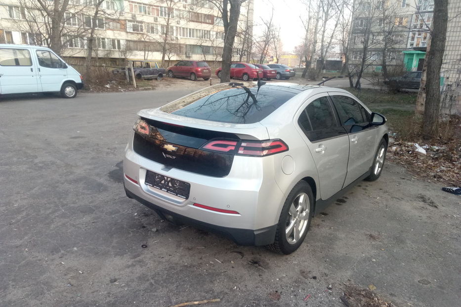 Продам Chevrolet Volt premier rodnoy okras 2011 года в Киеве