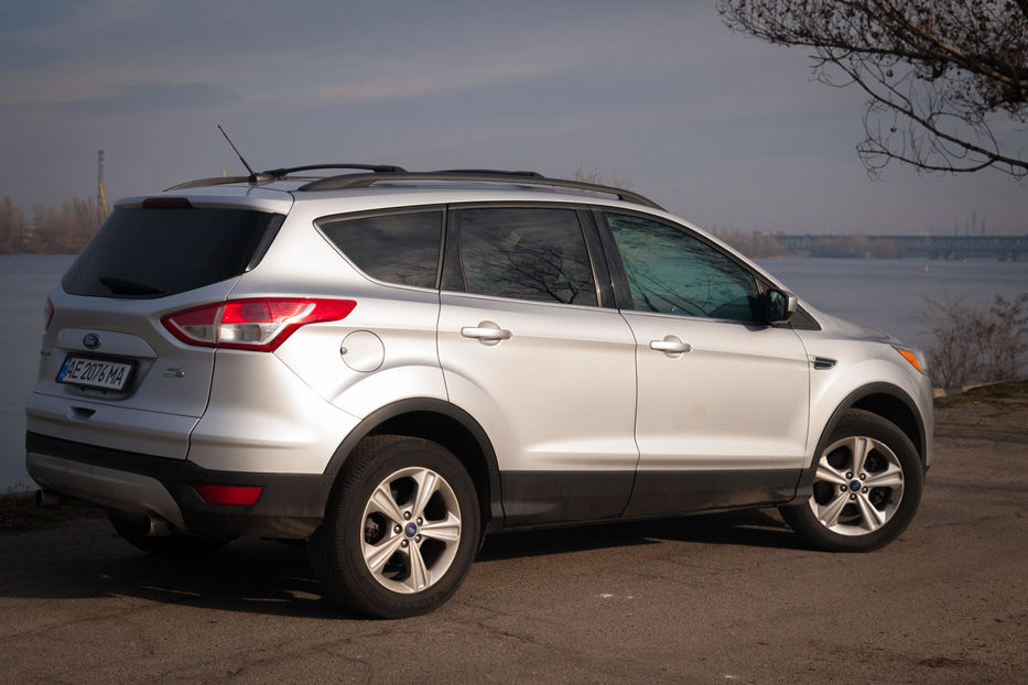 Продам Ford Escape 2013 года в Днепре