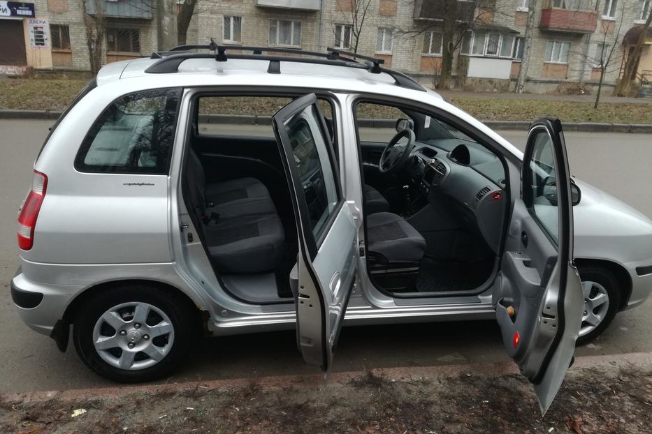 Продам Hyundai Matrix Минивен 2006 года в Харькове