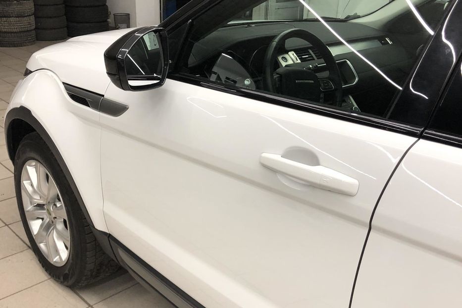 Продам Land Rover Range Rover Evoque 2016 года в Киеве