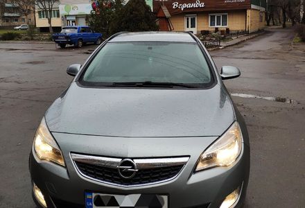 Продам Opel Astra J NAVI 2012 года в Черкассах