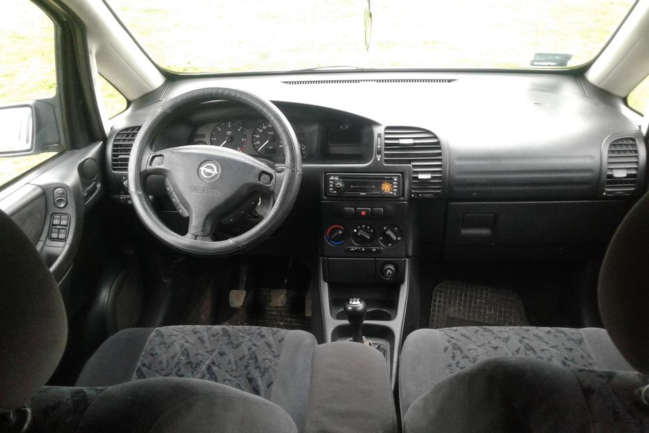 Продам Opel Zafira Минивен 2002 года в Виннице