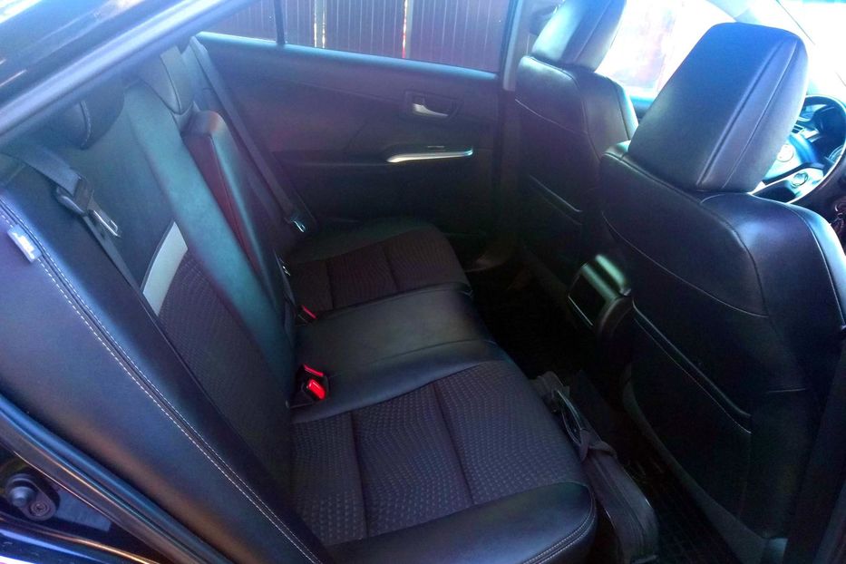 Продам Toyota Camry 2012 года в Киеве