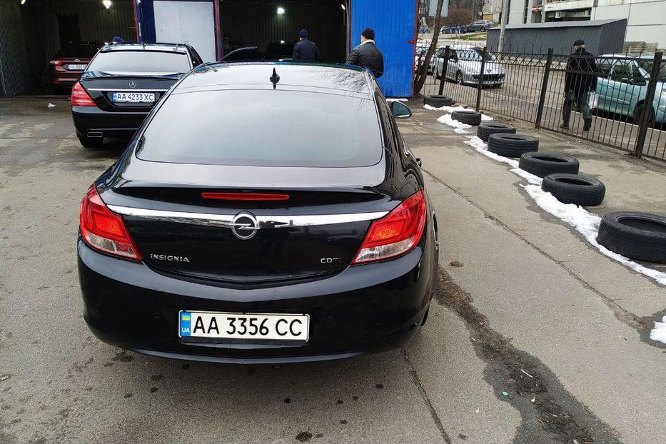 Продам Opel Insignia 2012 года в Киеве