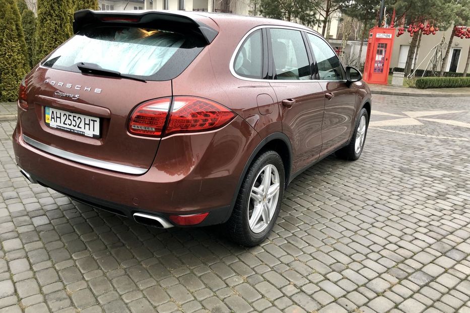 Продам Porsche Cayenne S 2012 года в Киеве