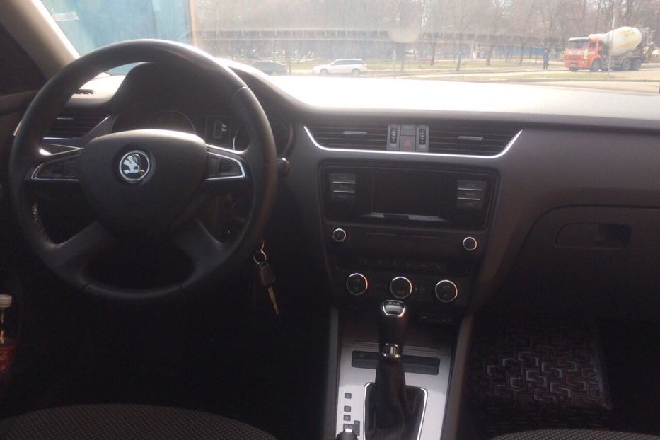 Продам Skoda Octavia A7 2015 года в Киеве