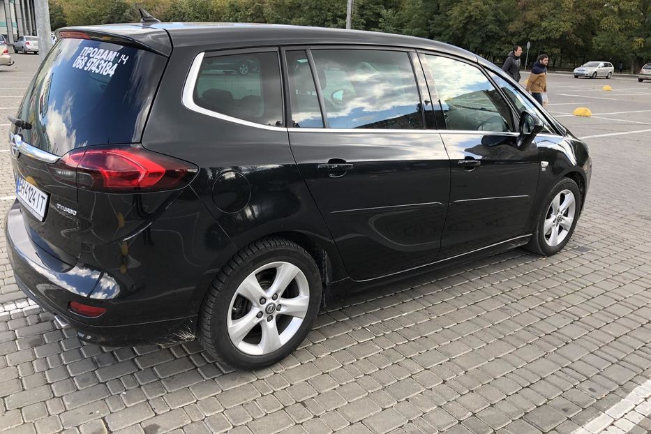 Продам Opel Zafira TOURER 2014 года в Одессе