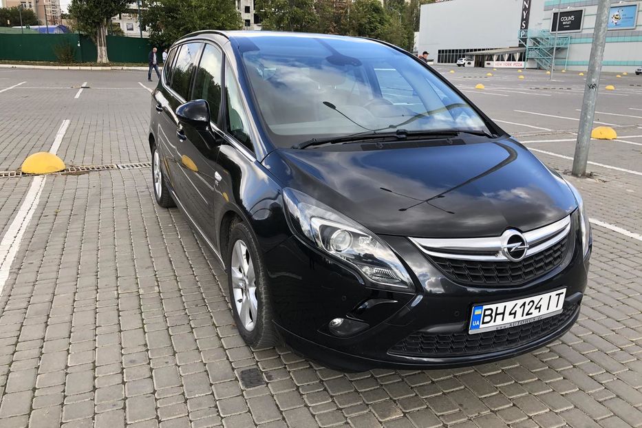 Продам Opel Zafira TOURER 2014 года в Одессе