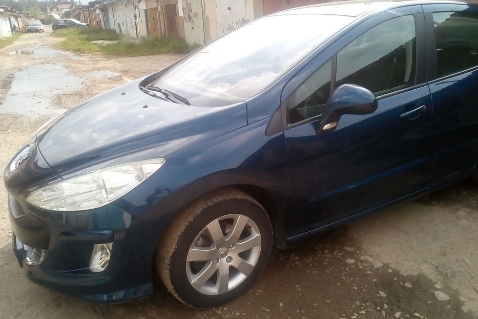 Продам Peugeot 308 2008 года в Ивано-Франковске