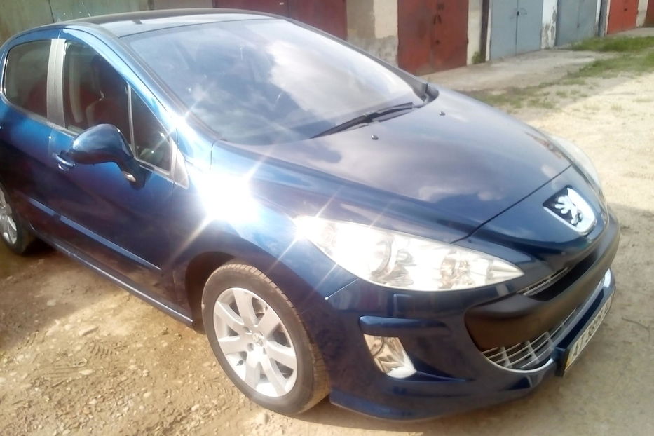 Продам Peugeot 308 2008 года в Ивано-Франковске