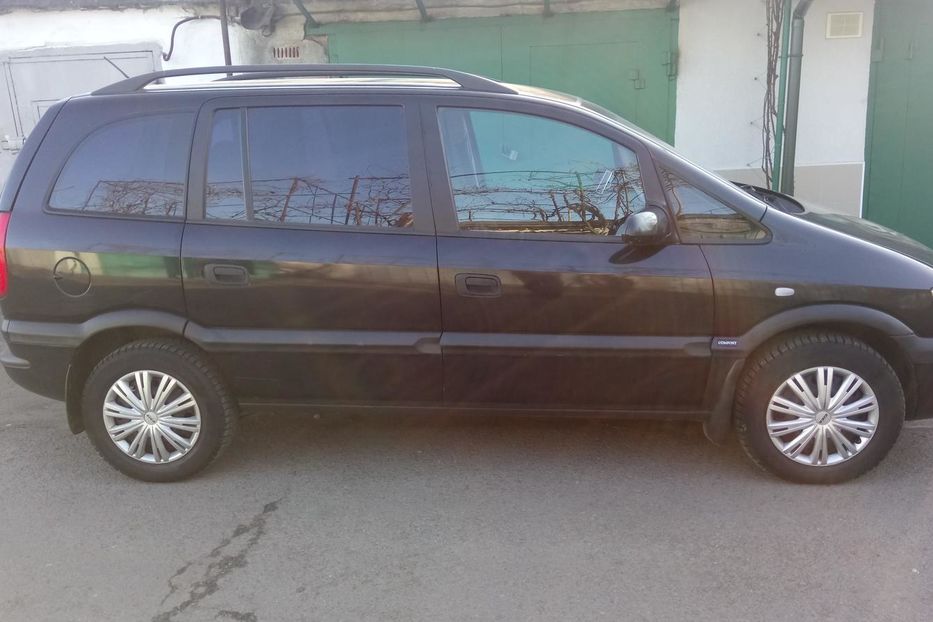 Продам Opel Zafira 2003 года в Одессе