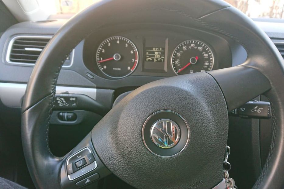 Продам Volkswagen Jetta 2014 года в Ивано-Франковске