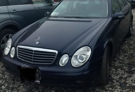 Продам Mercedes-Benz 220 2006 года в Киеве