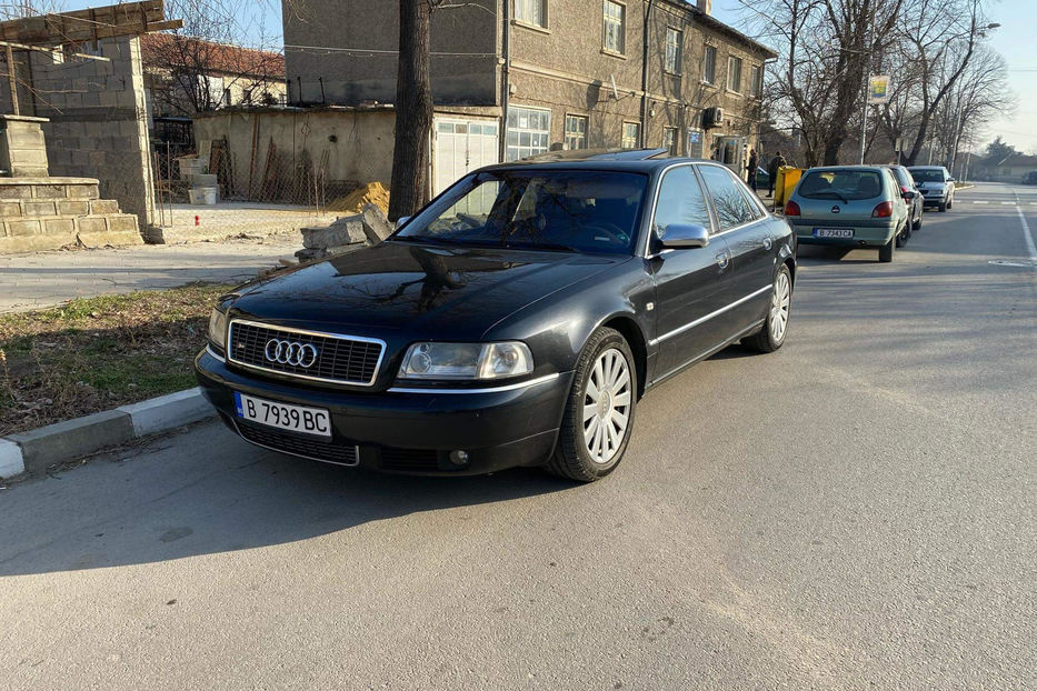 Продам Audi S8 4.2 360h.p. 2001 года в Киеве