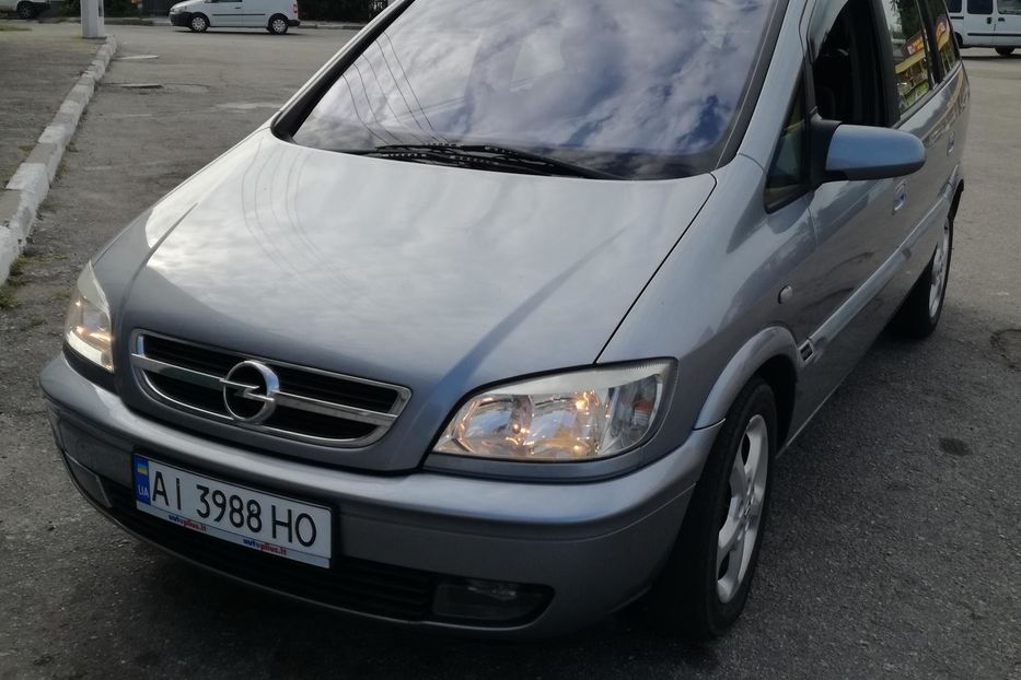 Продам Opel Zafira 2004 года в г. Кагарлык, Киевская область