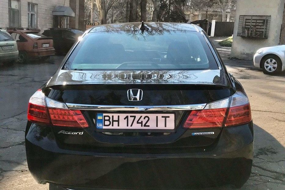 Продам Honda Accord Hybrid 2015 года в Одессе