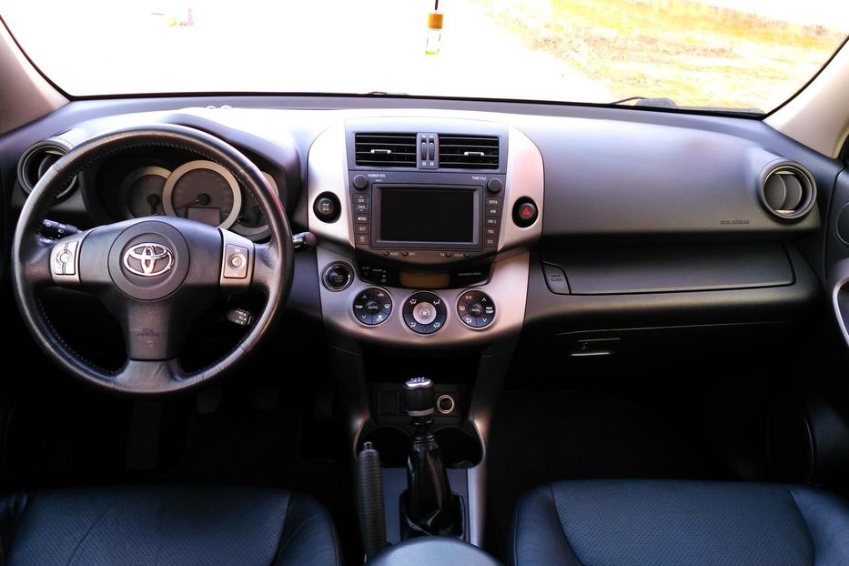 Продам Toyota Rav 4 2006 года в Черкассах