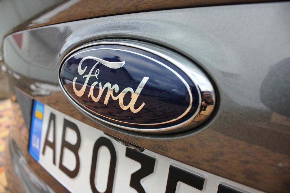 Продам Ford Escape Еcoboost 2014 года в Киеве