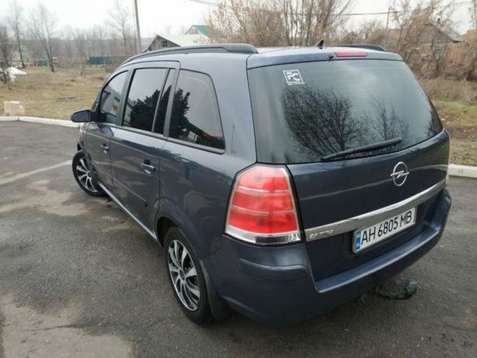 Продам Opel Zafira 2006 года в г. Бахмутское, Донецкая область