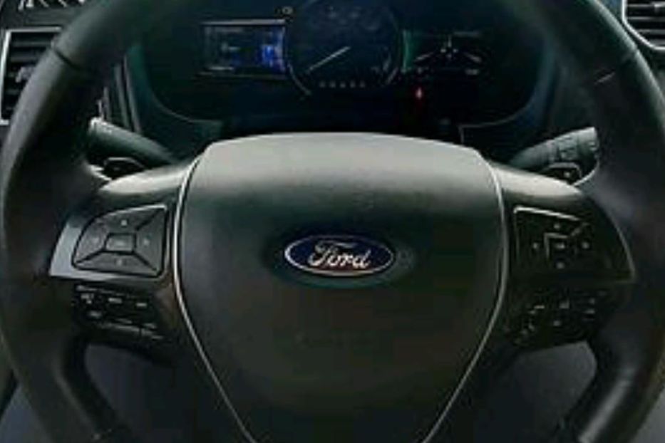 Продам Ford Explorer 2016 года в Харькове