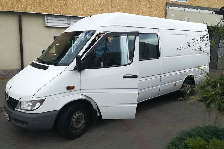 Продам Mercedes-Benz Sprinter 316 груз. Грузопасажир 8+1 2005 года в г. Корсунь-Шевченковский, Черкасская область