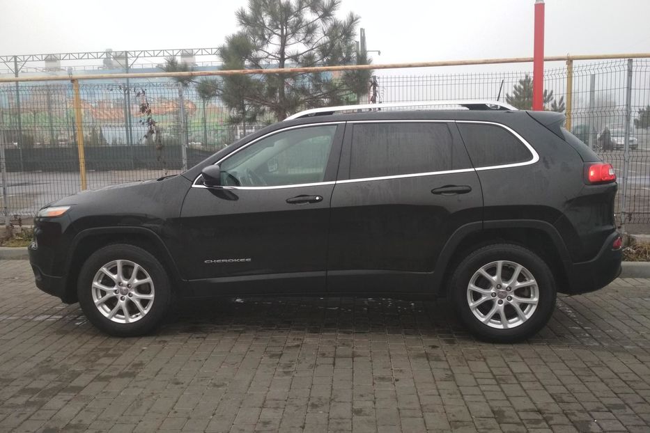 Продам Jeep Cherokee Latitude 2016 года в Одессе