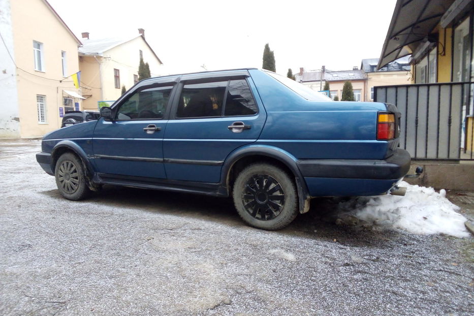 Продам Volkswagen Jetta синій 1991 года в Черновцах