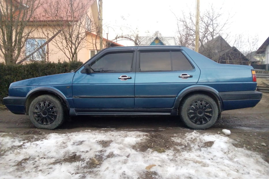 Продам Volkswagen Jetta синій 1991 года в Черновцах