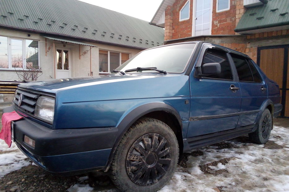 Продам Volkswagen Jetta синій 1991 года в Черновцах