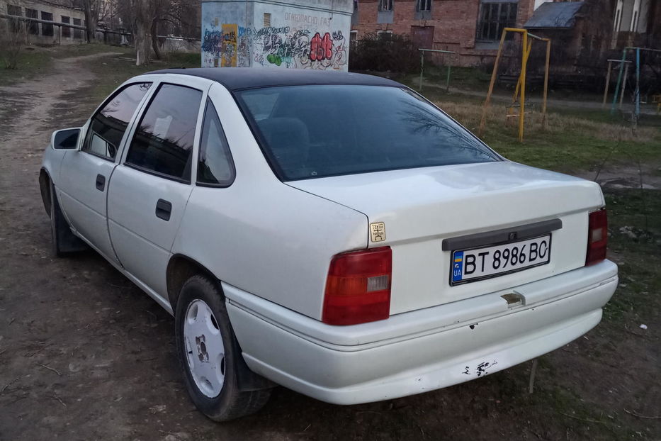 Продам Opel Vectra A 1993 года в Херсоне