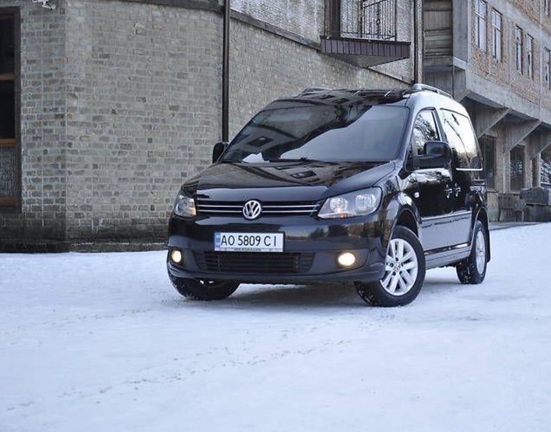 Продам Volkswagen Caddy пасс. 2010 года в Николаеве