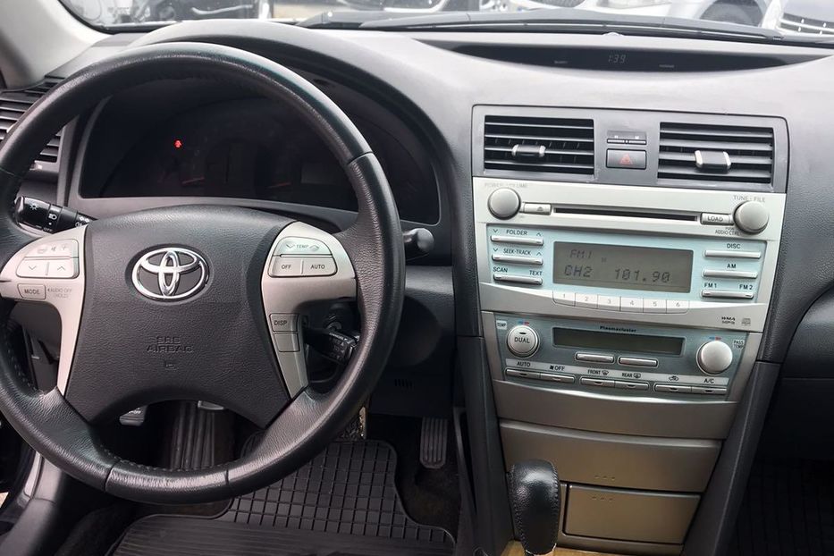 Продам Toyota Camry 2007 года в Киеве