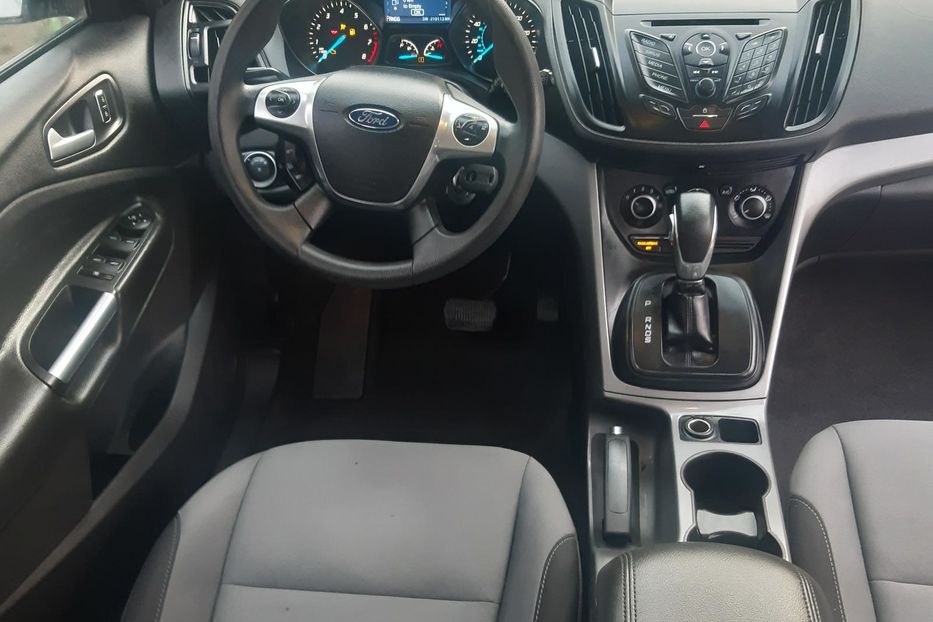 Продам Ford Escape 2015 года в Одессе