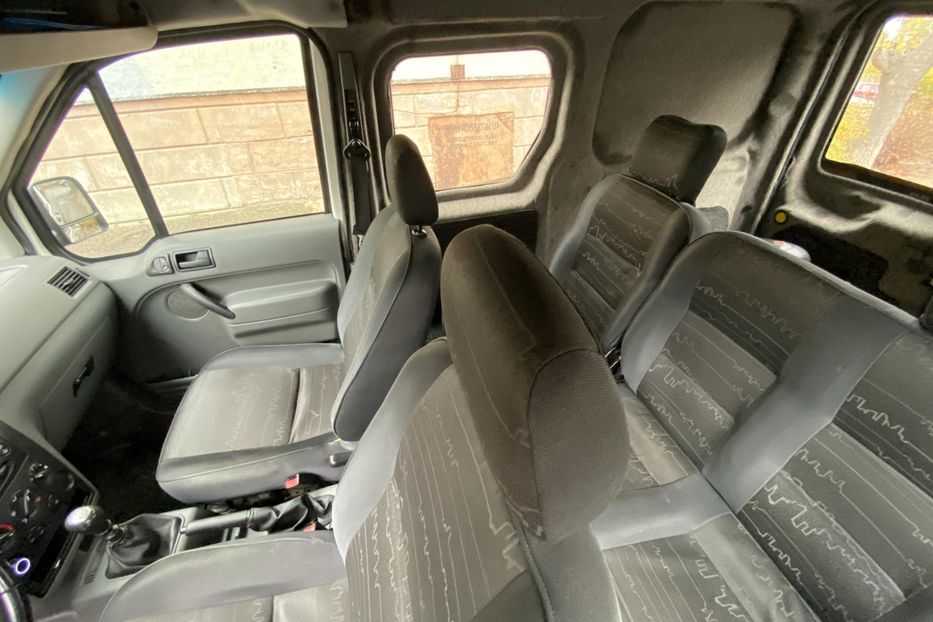 Продам Ford Transit Connect пасс. 2004 года в г. Белая Церковь, Киевская область