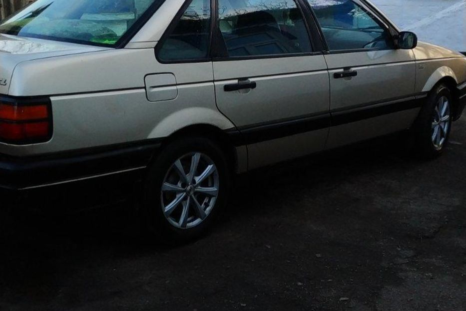 Продам Volkswagen Passat B3 1991 года в Виннице