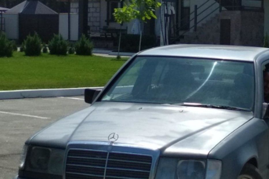 Продам Mercedes-Benz Mercedes 124 1989 года в г. Переяслав-Хмельницкий, Киевская область