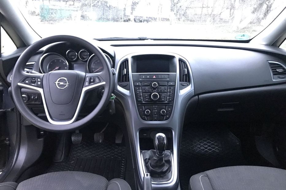 Продам Opel Astra J Selection 2014 года в Луцке