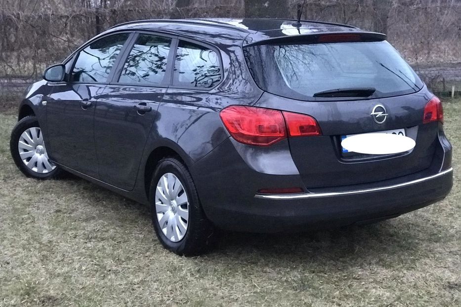 Продам Opel Astra J Selection 2014 года в Луцке