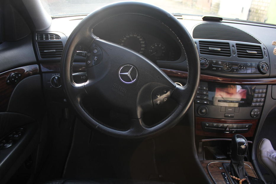 Продам Mercedes-Benz E-Class Е240 Classik 2002 года в Киеве