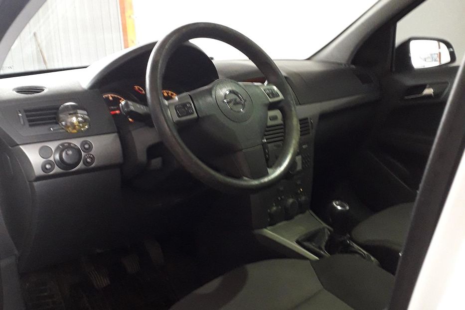 Продам Opel Astra H 2007 года в Харькове