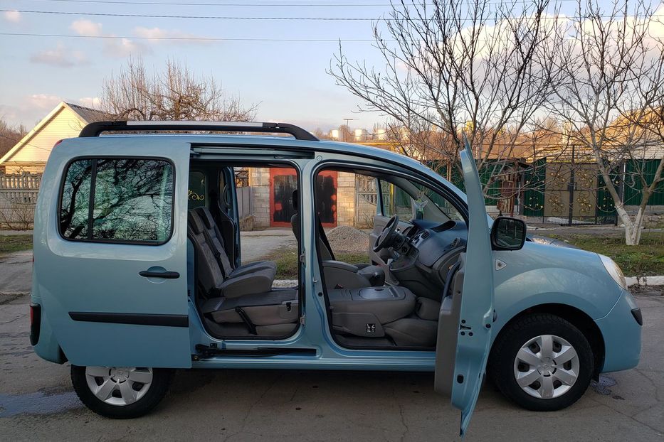 Продам Renault Kangoo пасс. 2009 года в г. Васильевка, Запорожская область