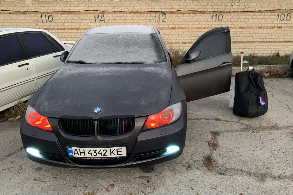 Продам BMW 325 325i 2005 года в г. Красногоровка, Донецкая область