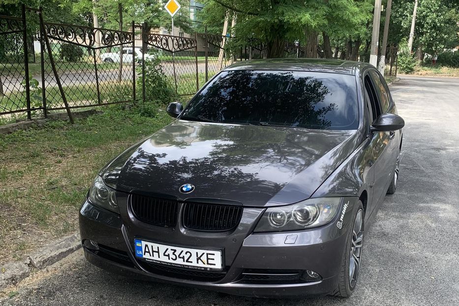 Продам BMW 325 325i 2005 года в г. Красногоровка, Донецкая область