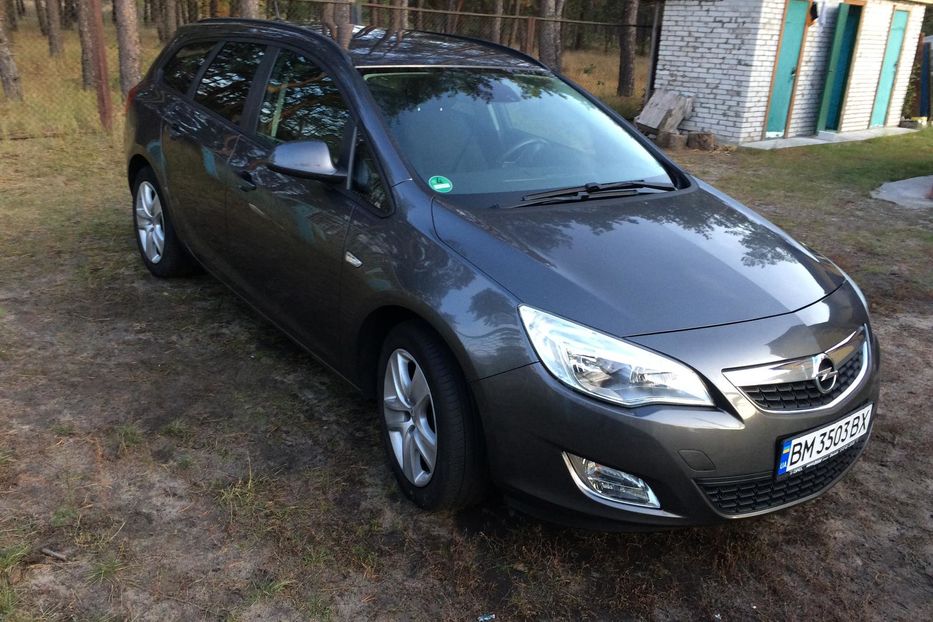 Продам Opel Astra J 2011 года в г. Конотоп, Сумская область