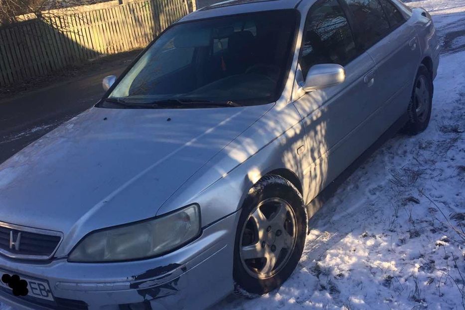 Продам Honda Accord 2000 года в Киеве