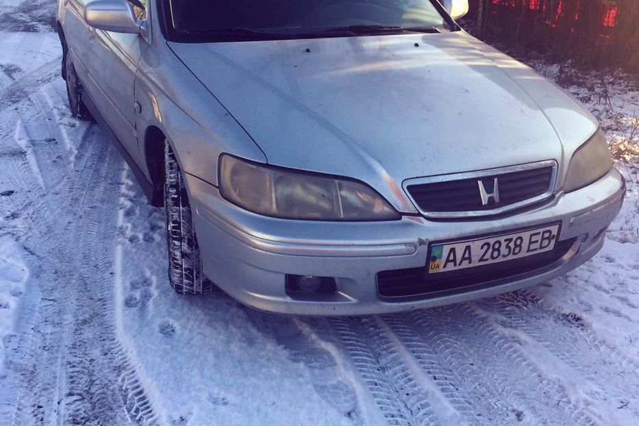 Продам Honda Accord 2000 года в Киеве