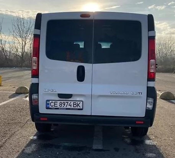 Продам Opel Vivaro груз. 2013 года в Черновцах